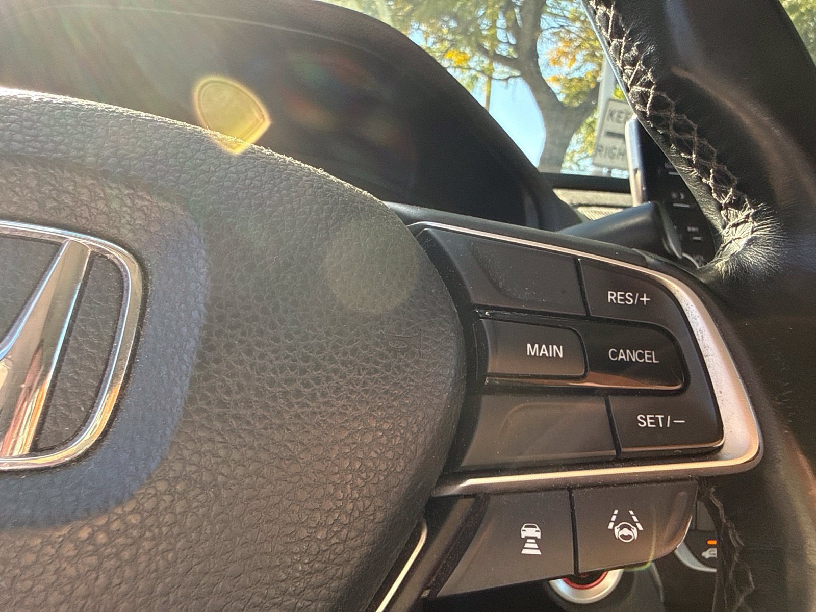 Used 2019 Honda Accord EX-L image 27