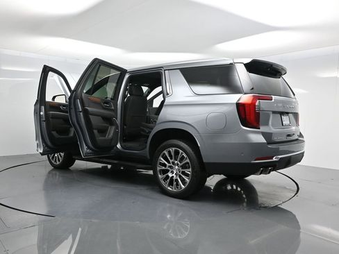 Used 2025 GMC Yukon Denali image 55