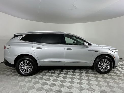 Used 2022 Buick Enclave Premium image 4