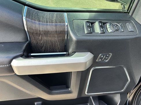 Certified 2020 Ford F250 Lariat w/ Lariat Ultimate Package image 13