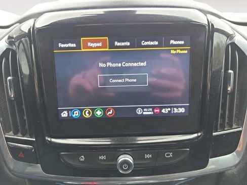 Used 2022 Chevrolet Traverse LT image 28