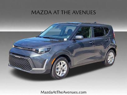 Used 2025 Kia Soul LX w/ LX Technology Package
