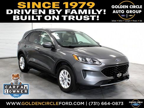 Used 2021 Ford Escape SE image 1