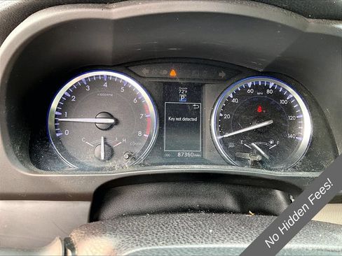 Used 2014 Toyota Highlander XLE AWD/4WD image 18