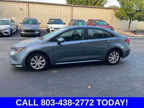 Used 2025 Toyota Corolla LE w/ Convenience Package FWD image 39