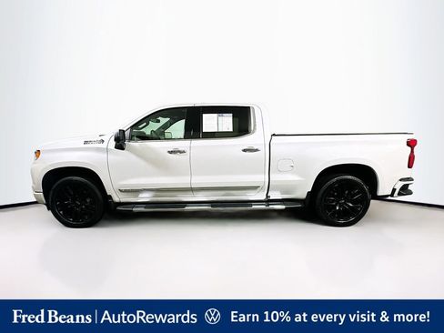 Used 2023 Chevrolet Silverado 1500 High Country w/ High Country Premium Package AWD/4WD image 4