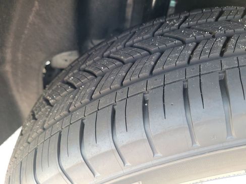 New 2026 Honda HR-V LX image 11