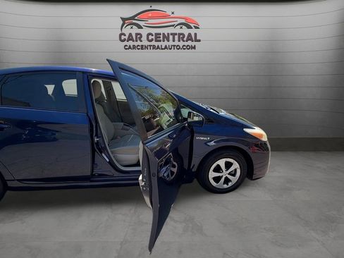 Used 2012 Toyota Prius Two FWD image 34