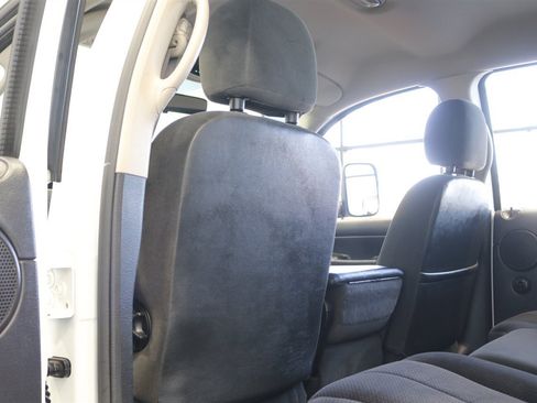 Used 2004 Dodge Ram 2500 Truck SLT w/ Trailer Tow Group image 76