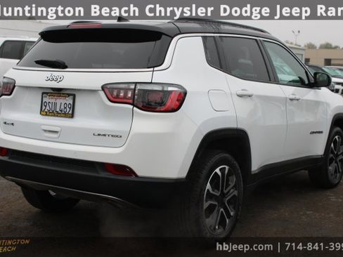 Used 2023 Jeep Compass Limited image 5