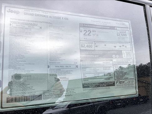 New 2025 Jeep Grand Cherokee Altitude image 15