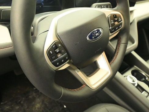 New 2026 Ford Explorer Active w/ Active Comfort Package image 15