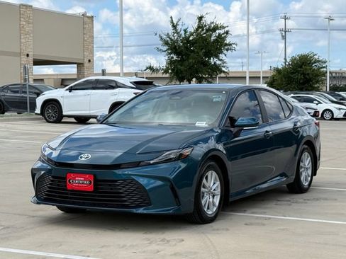 Used 2026 Toyota Camry LE w/ Convenience Package FWD image 7