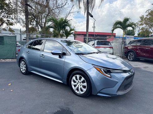 Used 2020 Toyota Corolla LE image 13
