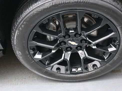 Used 2023 Chevrolet Tahoe RST AWD/4WD image 29