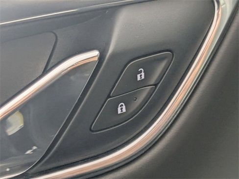 Used 2021 Chevrolet Tahoe Premier image 11