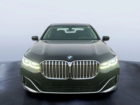 Used 2022 BMW 740i 740i Sedan 4D image 8