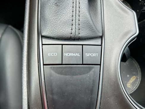 Certified 2024 Toyota Camry SE FWD image 33
