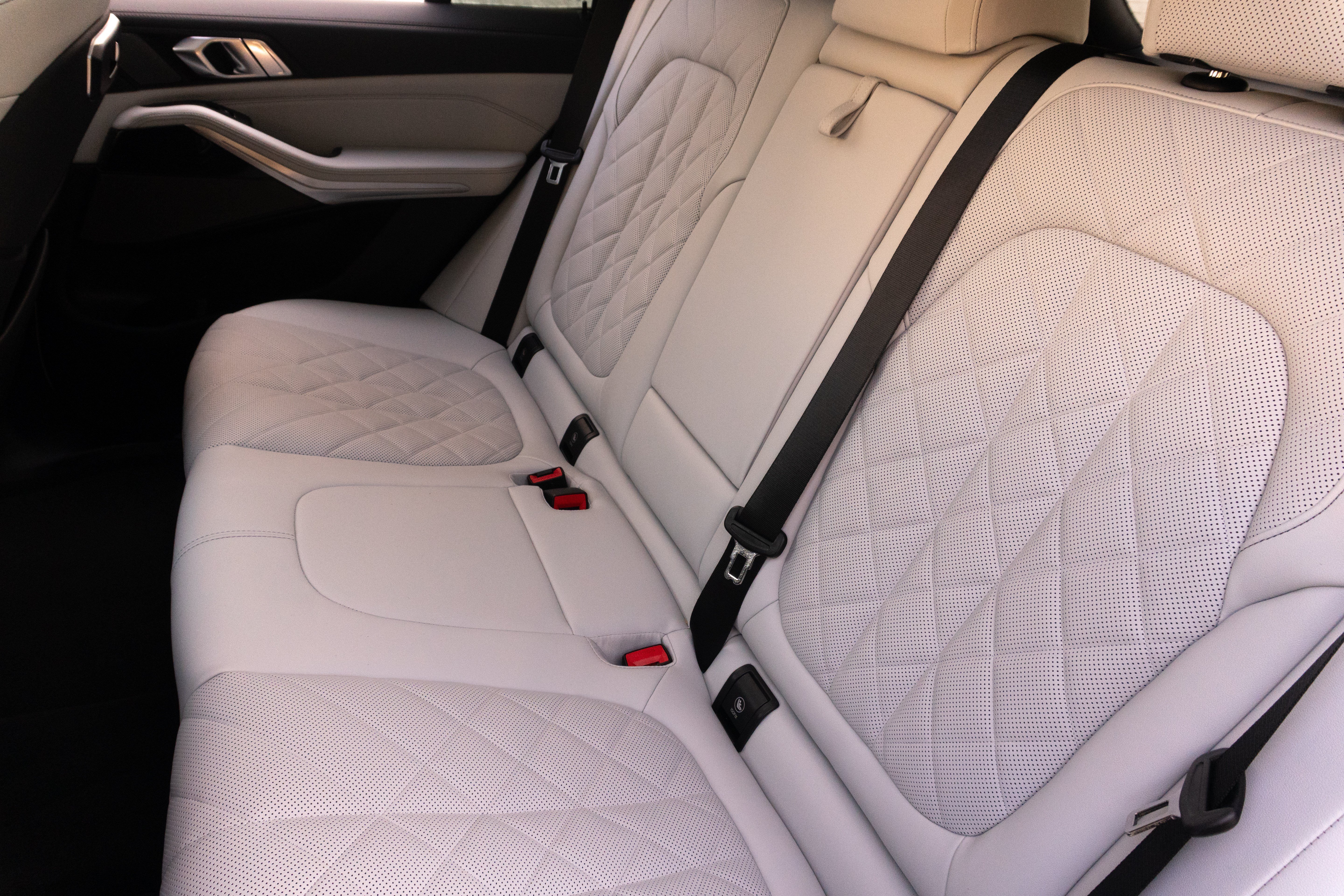 Certified 2026 BMW X5 sDrive40i w/ M Sport Package RWD image 36
