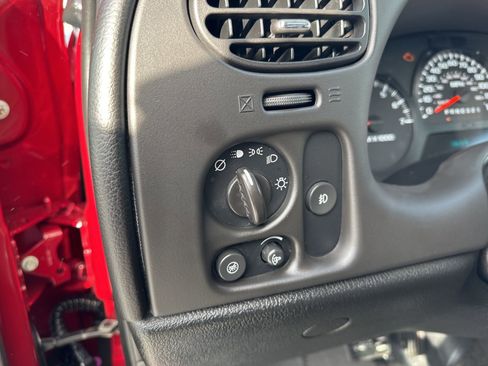 Used 2009 Chevrolet TrailBlazer LT w/ Sun And Sound Package image 15