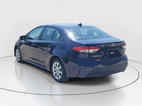 Used 2023 Toyota Corolla LE image 5