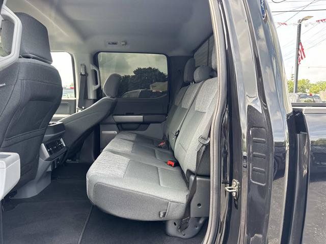 Used 2024 Ford F350 XLT w/ XLT Premium Package AWD/4WD image 8