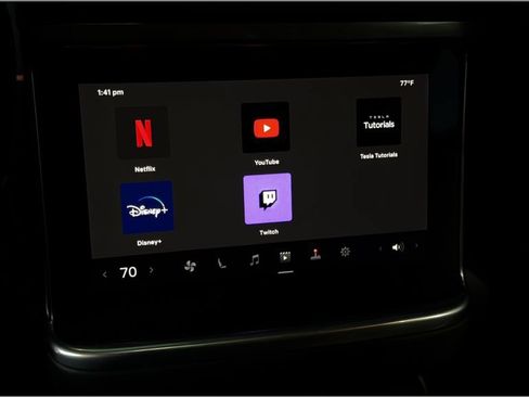 Used 2022 Tesla Model S AWD/4WD image 20