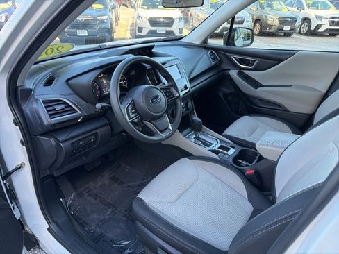 Used 2023 Subaru Forester Base image 36