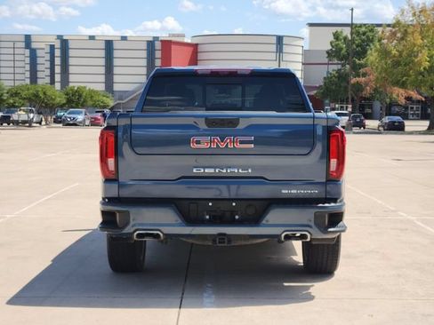 Used 2025 GMC Sierra 1500 Denali w/ Denali Reserve Package AWD/4WD image 6