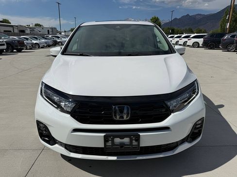 Used 2026 Honda Odyssey Elite image 8