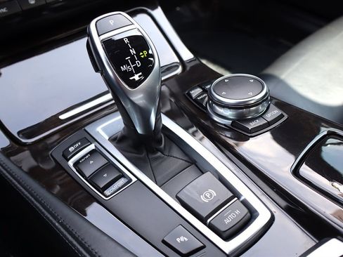 Used 2016 BMW 535i Sedan RWD image 33