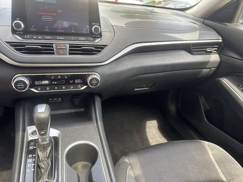 Used 2019 Nissan Altima 2.5 SV AWD/4WD image 10