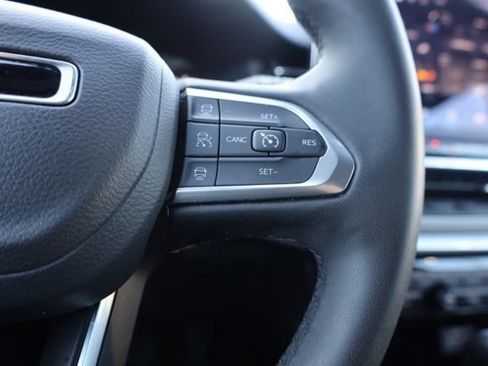 Used 2025 Jeep Compass Limited AWD/4WD image 25