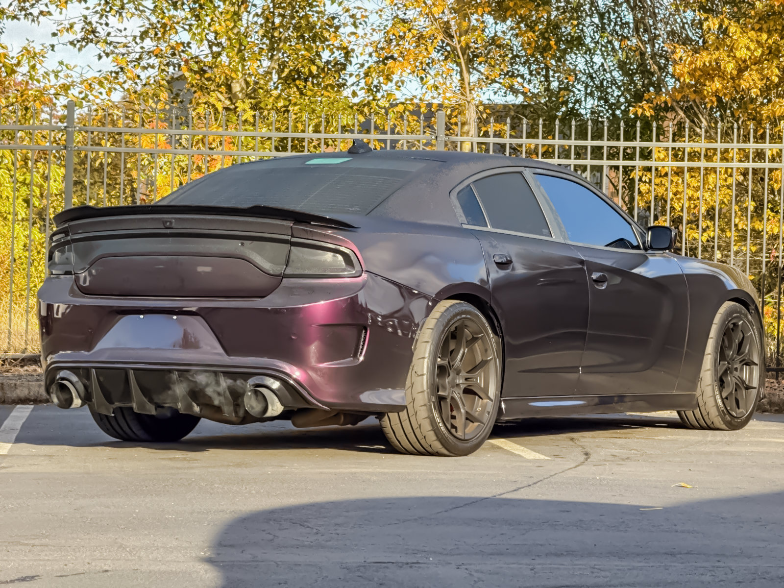 Used 2016 Dodge Charger SRT Hellcat w/ Harman/Kardon Audio Group RWD image 3