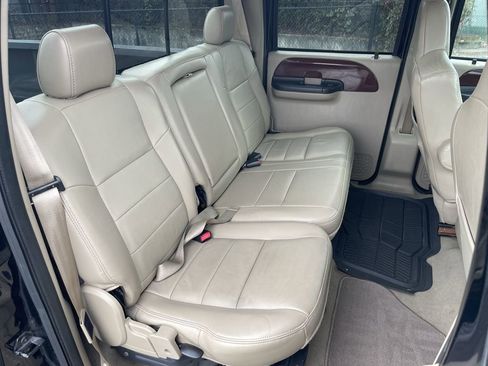 Used 2007 Ford F350 Lariat image 23