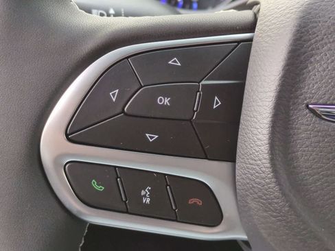New 2026 Chrysler Pacifica Select FWD image 25