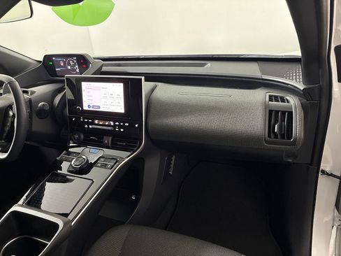 Used 2024 Subaru Solterra Premium image 33