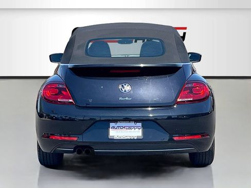 Used 2018 Volkswagen Beetle 2.0T S FWD image 6