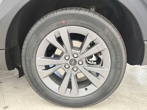 New 2026 Ford Explorer Active w/ Active Comfort Package AWD/4WD image 9