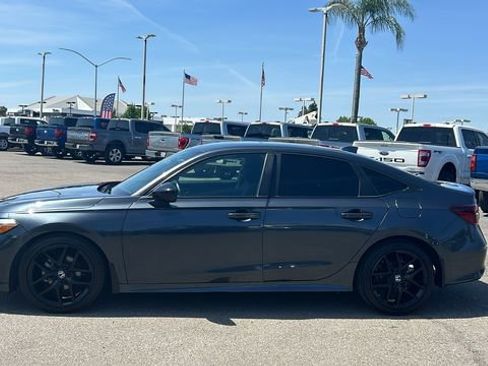 Used 2025 Honda Civic Sport image 7