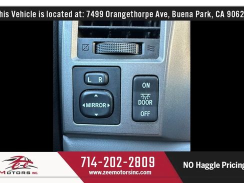 Used 2011 Toyota Sequoia SR5 RWD image 34