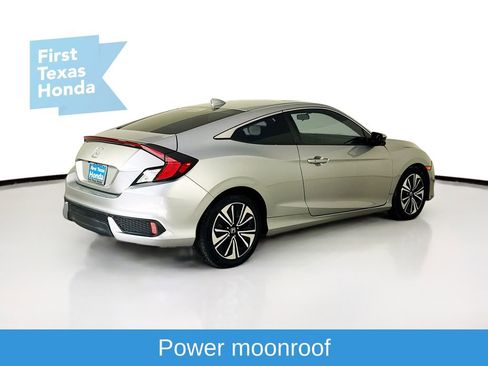 Used 2017 Honda Civic EX-T image 7