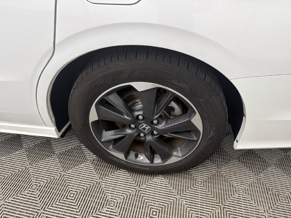 Used 2024 Honda Odyssey Elite image 21