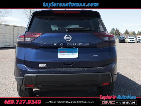 Used 2025 Nissan Rogue SV image 41