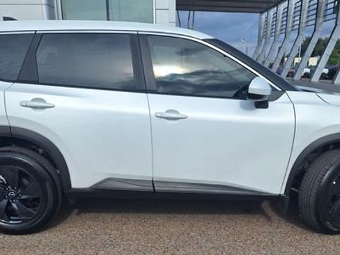 Certified 2026 Nissan Rogue SV image 8