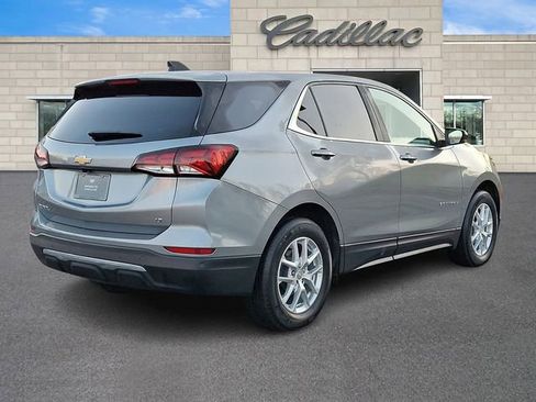 Used 2024 Chevrolet Equinox LT FWD image 7