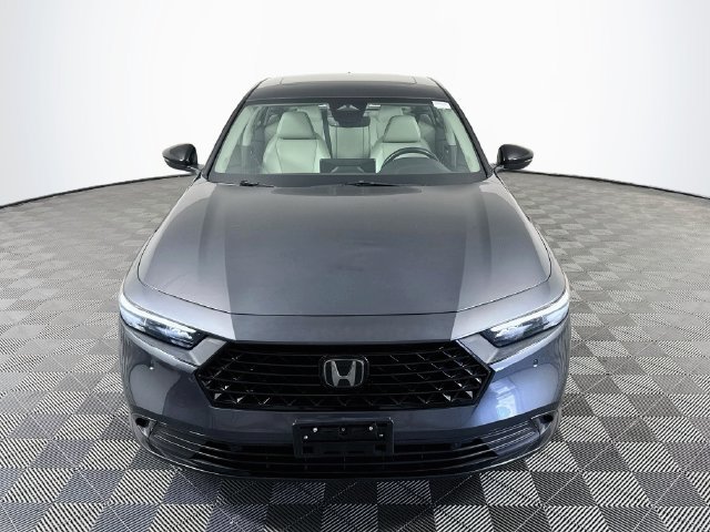 Used 2023 Honda Accord EX-L image 2