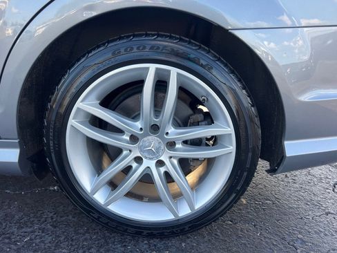 Used 2013 Mercedes-Benz C 300 4MATIC Sedan image 30