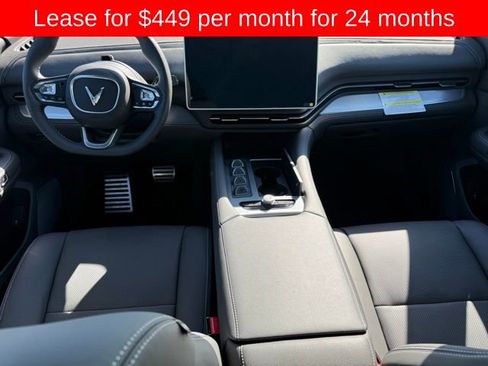 New 2024 VinFast VF 9 Plus image 18