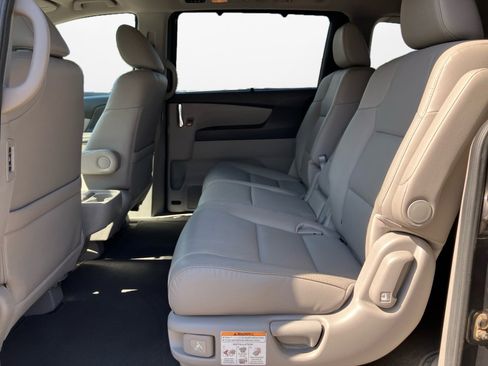 Used 2015 Honda Odyssey EX-L image 16